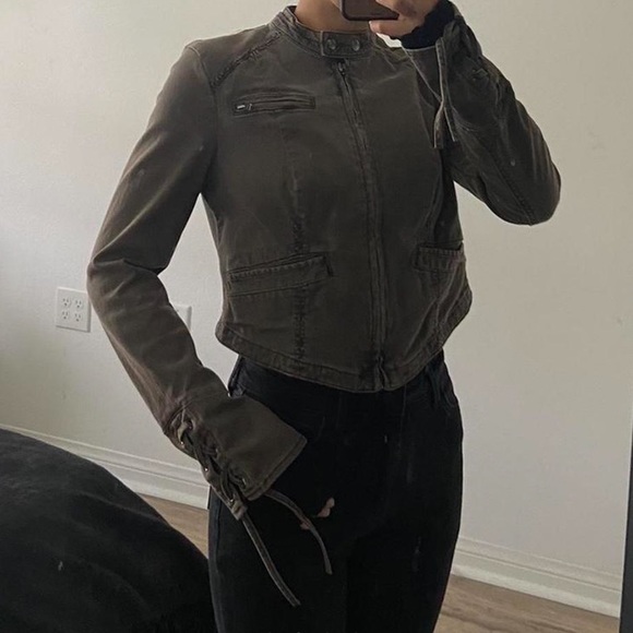 Free people crop jacket with lace cuffs - Picture 4 of 4